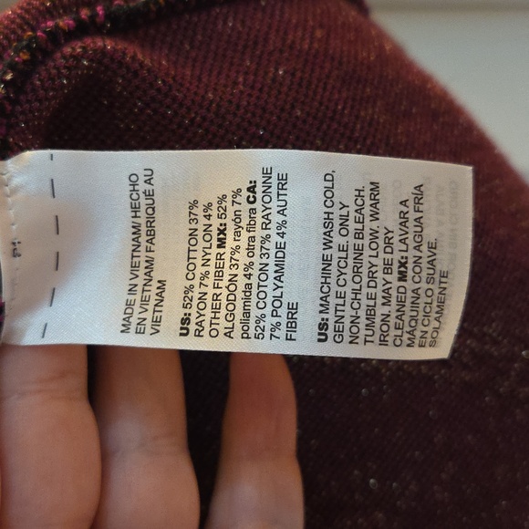 Chico's Black Top with Pink and Gold Metallic  Chain Design Small - Picture 5 of 6